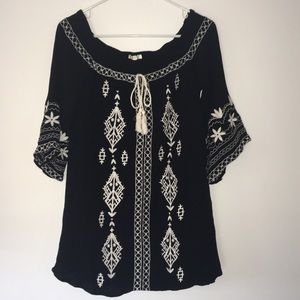 Forever 21 Embroidered Gypsy Boho Top with Tassels Floral Designs Size Medium